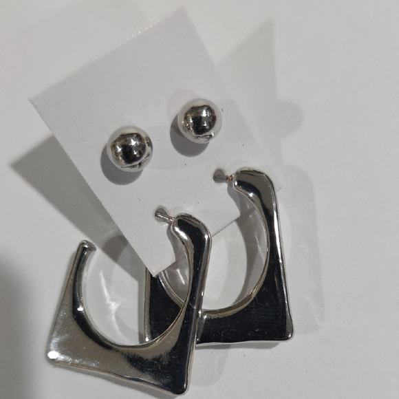 Silver Geometric Hoop & Stud Earrings Set – Modern Minimalist Fashion Jewelry - Picture 7 of 11